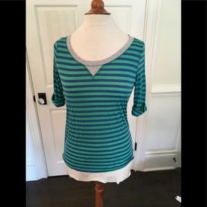 Splendid scoop neck top. Navy and green striped. M